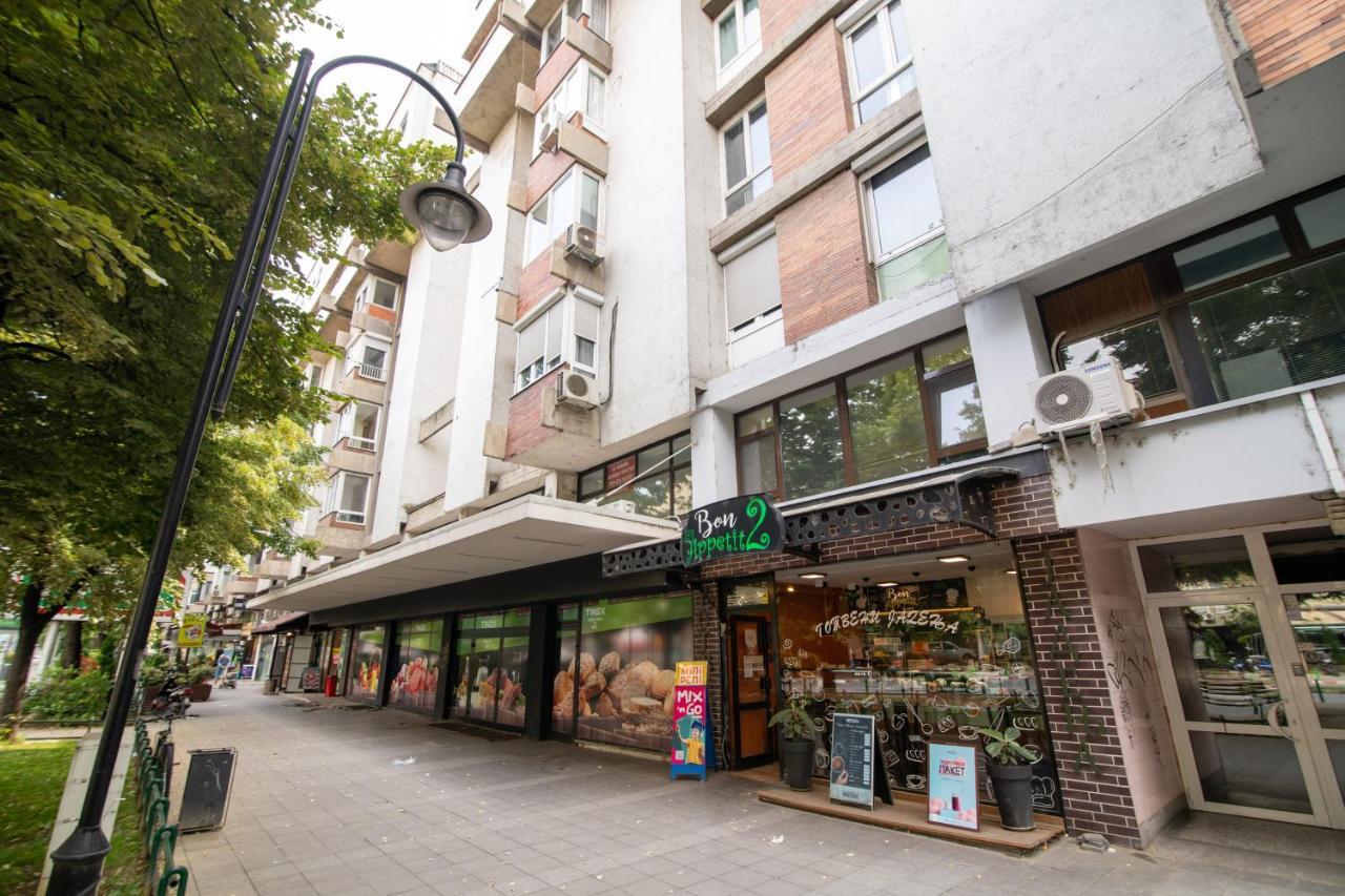 5 Star Central Studio Skopie Exterior foto