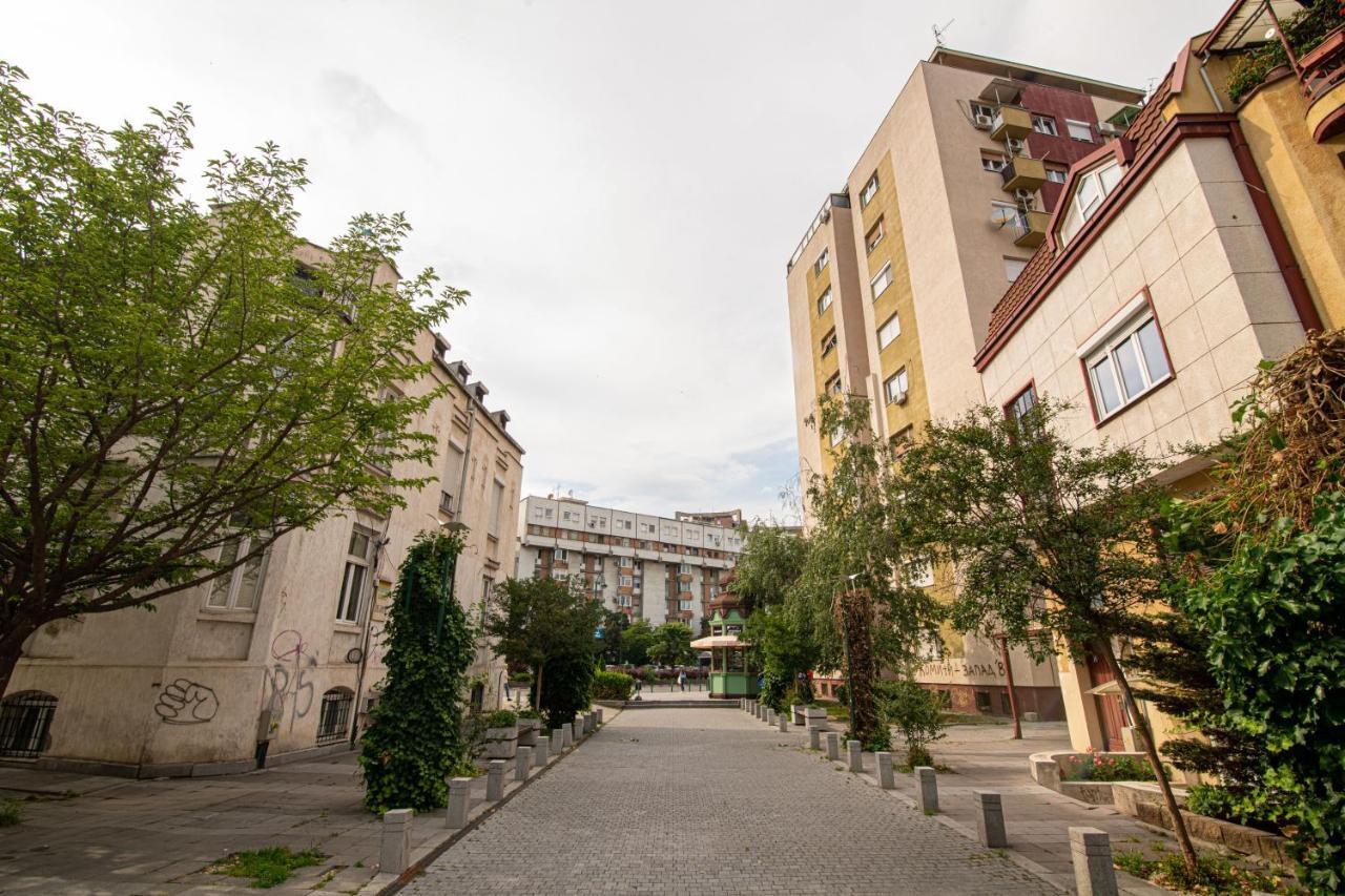 5 Star Central Studio Skopie Exterior foto